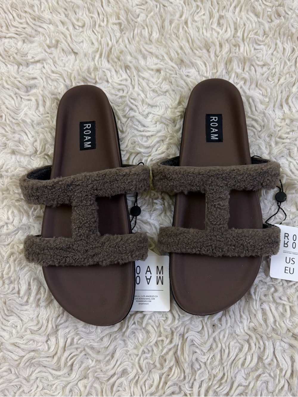 ROAM Fuzzy Cuffs Slide Sandals